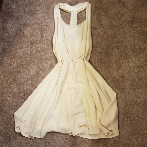 Sage Dresses & Skirts - Cream dress